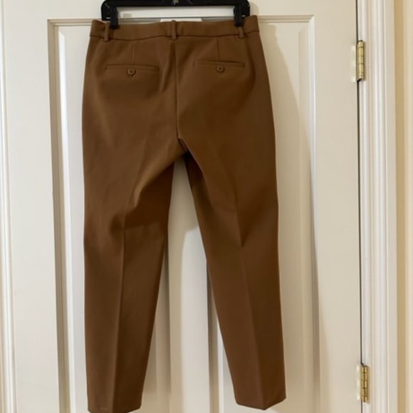 2 Theory Ankle & Cropped Pants - Picture 3 of 15